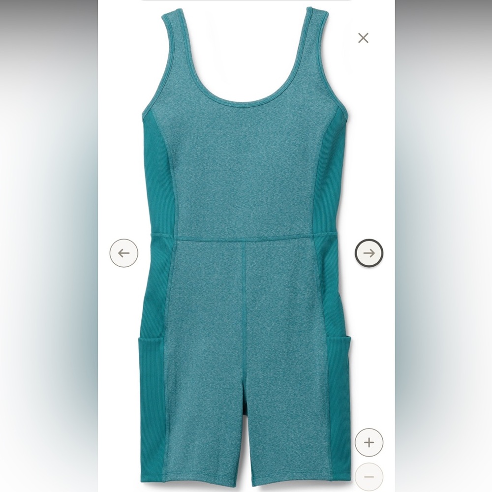 The North Face Women's Dune Sky Onesie